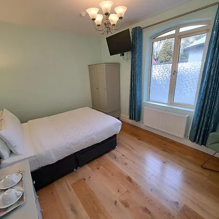 فندق مبيت وإفطار ضيافة شاندون بيلز 3*