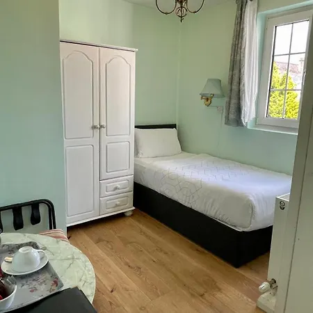 Shandon Bells Bed and breakfast