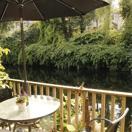 Shandon Bells Bed & Breakfast 3*